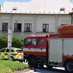 Na Píseckém rozcestí v Táboře došlo ke srážce auta a motocyklu