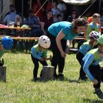 V Dobrošově zatloukají hasiči hřebíky už šestnáct let