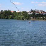 Na břehu Jordánu se sportovalo napříč generacemi. Poprvé i přes vodu po laně