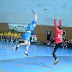 Derby Planá vs. Sezimák nabídlo souboje házenkářských generací. Zahrály si i maminky proti svým dětem