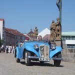 Unikát! Po Kamenném mostě v Písku projely veterány