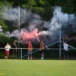 VIDEA: Mistři! Fotbalisté Meteoru Tábor oslavili postup do krajského přeboru pořádnou náloží