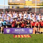 VIDEA: Mistři! Fotbalisté Meteoru Tábor oslavili postup do krajského přeboru pořádnou náloží