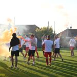 VIDEA: Mistři! Fotbalisté Meteoru Tábor oslavili postup do krajského přeboru pořádnou náloží