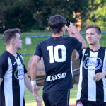 Fotbalisté Milevska završili postupovou sezonu poklidnou výhrou a šlo se slavit do kašny