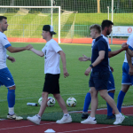 Fotbalisté Milevska završili postupovou sezonu poklidnou výhrou a šlo se slavit do kašny
