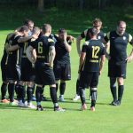 Fotbalisté v okresních soutěžích mají po sezoně. V přeboru po vypjaté bitvě slaví záchranu Vlastiboř