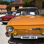 VIDEO: Více než stovka veteránů v milevském klášteře přijela podpořit vernisáž automobilových plakátů