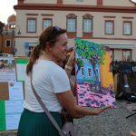Malíři v ulicích Tábora pomohli podpořit duševní zdraví. O dražbu jejich obrazů byl zájem