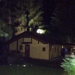 Jihočeským krajem se prohnala bouřka. Na Písecku se opřel strom o dům, na Prachaticku jsou lidé bez elektřiny