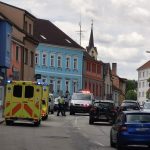 AKTUALIZOVÁNO: U gymnázia v Milevsku srazil motorkář chodkyni