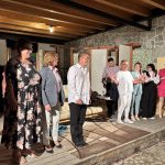 Představení soběslavských divadelníků ve Dvorcích přilákalo na 260 diváků. Výtěžek putuje na pomoc Anežce Wegschmiedové