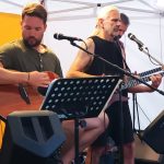 Rockové kapely Rodinný Klenoty a Rozkrock roztančily Dobrkovskou Lhotku