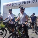 Cykloakce Jihočeskou krajinou za šunkovou vidinou uctila starou cestu na Prahu