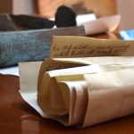 Po pěti letech se na kostelní věž v Ledenicích vrátil kříž a schránky s pamětními dokumenty