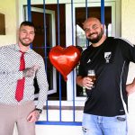 Gólman Mráz se oženil ve fotbalové bráně. Oddával starosta v dresu rozhodčího