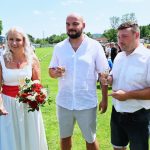 Gólman Mráz se oženil ve fotbalové bráně. Oddával starosta v dresu rozhodčího