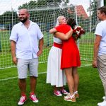 Gólman Mráz se oženil ve fotbalové bráně. Oddával starosta v dresu rozhodčího