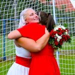 Gólman Mráz se oženil ve fotbalové bráně. Oddával starosta v dresu rozhodčího