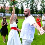 Gólman Mráz se oženil ve fotbalové bráně. Oddával starosta v dresu rozhodčího