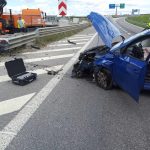 U Nové Vsi u Chýnova vyletělo auto ze silnice, u sjezdu z dálnice havarovala řidička