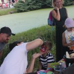 V kolcích závodí v Radobytcích už čtvrt století. K jubileu vyrostl na návsi kolcovník
