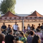 Kapela Jelen přijede do Strakonic! Zažijte mini koncert zdarma přímo u Kauflandu!