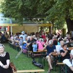 Koloběžkový závod plný kostýmů i výkonů. Bechyňská Grand Prix přilákala stovky lidí
