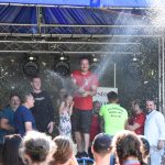 Koloběžkový závod plný kostýmů i výkonů. Bechyňská Grand Prix přilákala stovky lidí