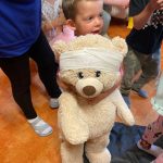 Jaké je být záchranářem, veterinářem nebo zmrzlinářem? Povolání poznávají na vlastní kůži už v mateřské škole