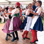 Selské slavnosti v Holašovicích začaly. Selské baroko, folklor, tradiční řemesla, nic nechybí
