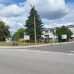 AKTUALIZOVÁNO: Požár střechy prodejny Jednoty ve Slapech hasiči odpoledne zlikvidovali