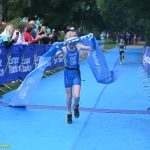 VIDEO: Mladí táborští závodníci získali na Táborském triatlonovém festivalu tři medaile. Radovali se Justina Bednářová, Veronika Křížová a Adam Šiška
