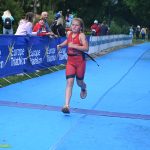 VIDEO: Mladí táborští závodníci získali na Táborském triatlonovém festivalu tři medaile. Radovali se Justina Bednářová, Veronika Křížová a Adam Šiška