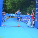 VIDEO: Mladí táborští závodníci získali na Táborském triatlonovém festivalu tři medaile. Radovali se Justina Bednářová, Veronika Křížová a Adam Šiška