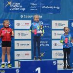 VIDEO: Mladí táborští závodníci získali na Táborském triatlonovém festivalu tři medaile. Radovali se Justina Bednářová, Veronika Křížová a Adam Šiška