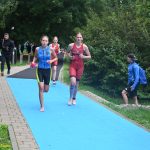 VIDEO: Mladí táborští závodníci získali na Táborském triatlonovém festivalu tři medaile. Radovali se Justina Bednářová, Veronika Křížová a Adam Šiška