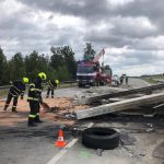 Omezení na D3 kvůli ranní havárii kamionu potrvá zřejmě do 22 hodin