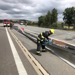 Omezení na D3 kvůli ranní havárii kamionu potrvá zřejmě do 22 hodin