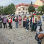 Prácheňská umělecká beseda se setkala s veřejností u Kamenného mostu v Písku