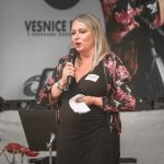Titul je doma! Čestice převzaly Zlatou stuhu jako jihočeská vesnice roku