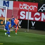 VIDEO: Táborsko zvládlo souboj o nejvyšší příčky. O body ho nepřipravila ani hrubka v závěru