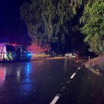 AKTUALIZOVÁNO. Tragická nehoda u Chyšek. Při noční jízdě zemřel spolujezdec