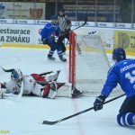 VIDEO: Hokejisté Tábora rozstříleli mladíky Salcburku. Brankář Žajdlík vychytal čisté konto