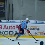 VIDEO: Kohouti odstartovali C-Energy Cup přesvědčivým výkonem. Základ výhře položili už v první třetině