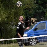 VIDEO: Los Nohejbalos dominovali na hřišti i v pivní štafetě