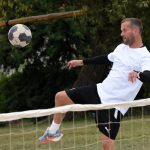 VIDEO: Los Nohejbalos dominovali na hřišti i v pivní štafetě