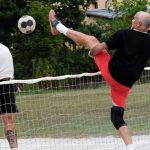 VIDEO: Los Nohejbalos dominovali na hřišti i v pivní štafetě