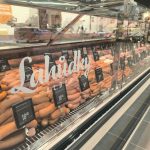 Ve Strakonicích otevřel nový hypermarket Albert s pestrou nabídkou specialit i běžného zboží. Zákazníci nakoupí s 10% slevou
