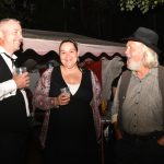 Vyprodané křenovické lesní divadlo hostilo Kovářovskou oponu. Bude v amfiteátru výjezdní zasedání senátu?